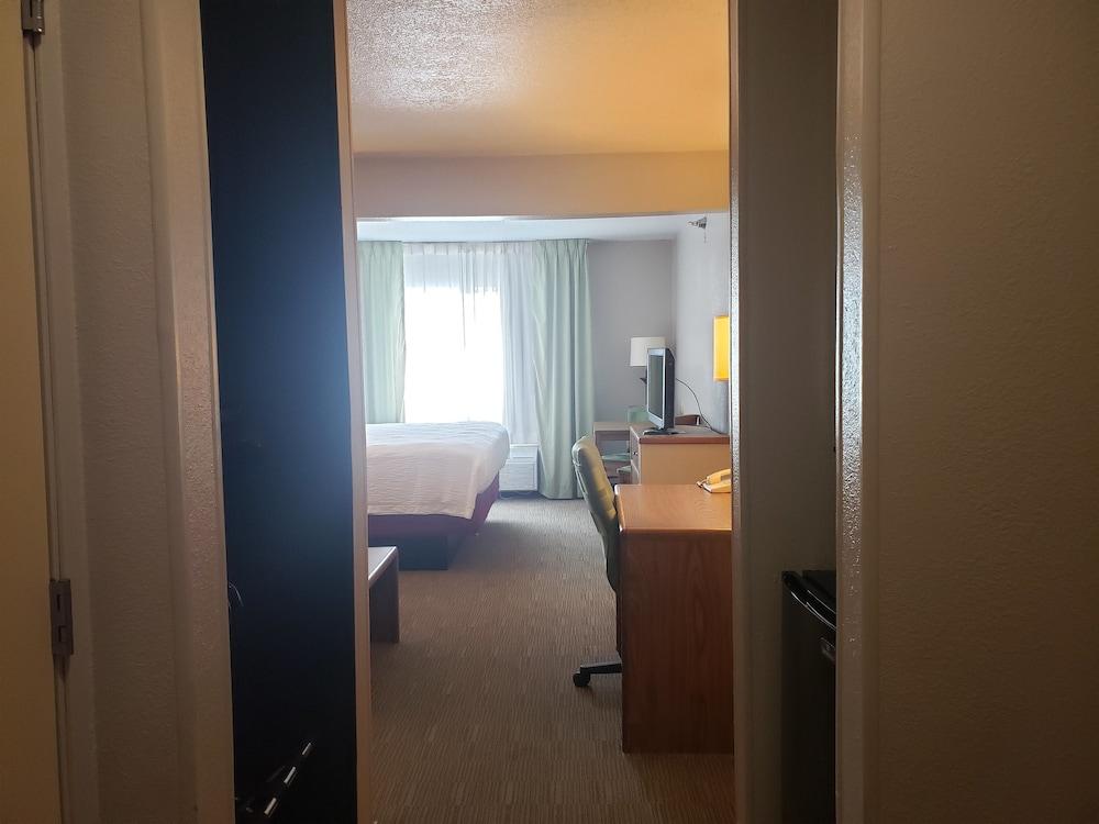 Country Inn & Suites By Radisson, Fairview Heights, Il Eksteriør billede