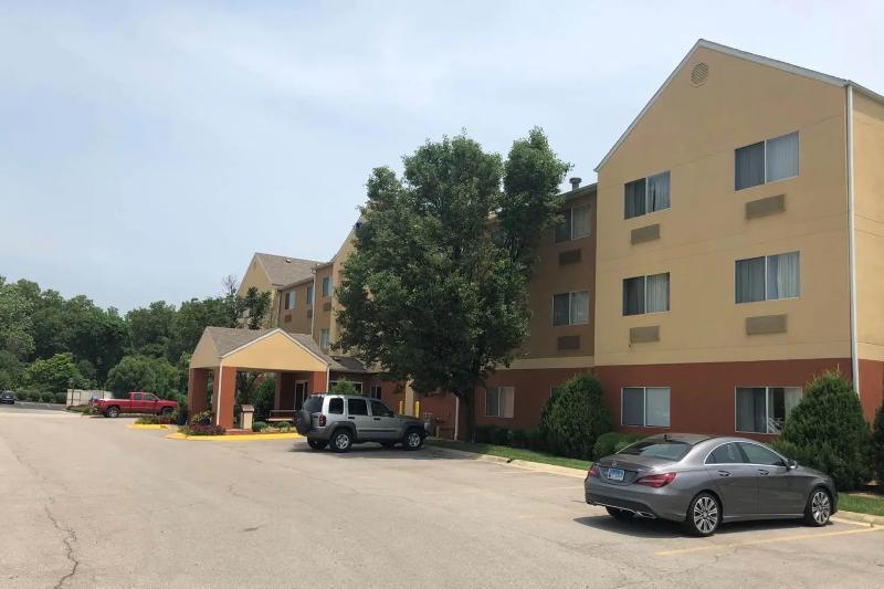 Country Inn & Suites By Radisson, Fairview Heights, Il Eksteriør billede